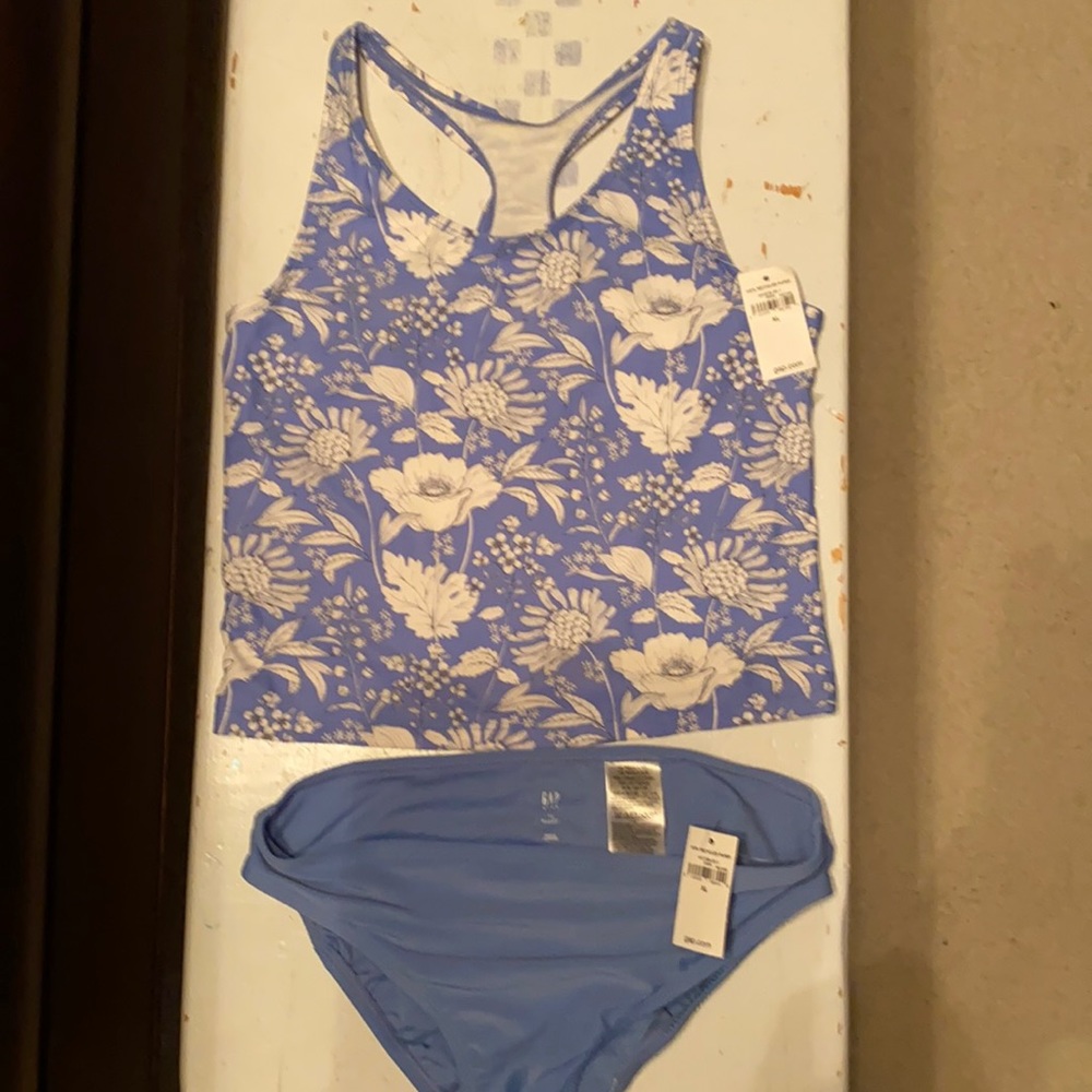 Gap girls swimsuit